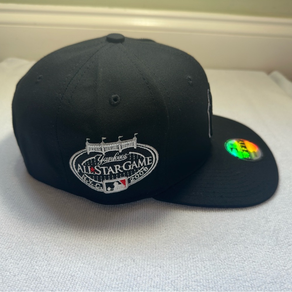 Men’s New York Yankees New Era Snapback Black & Gray - Picture 2 of 5